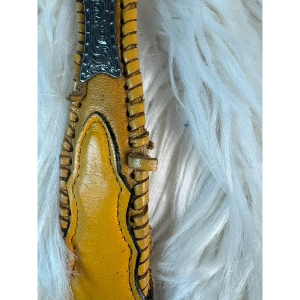 N/A handcrafted leather
